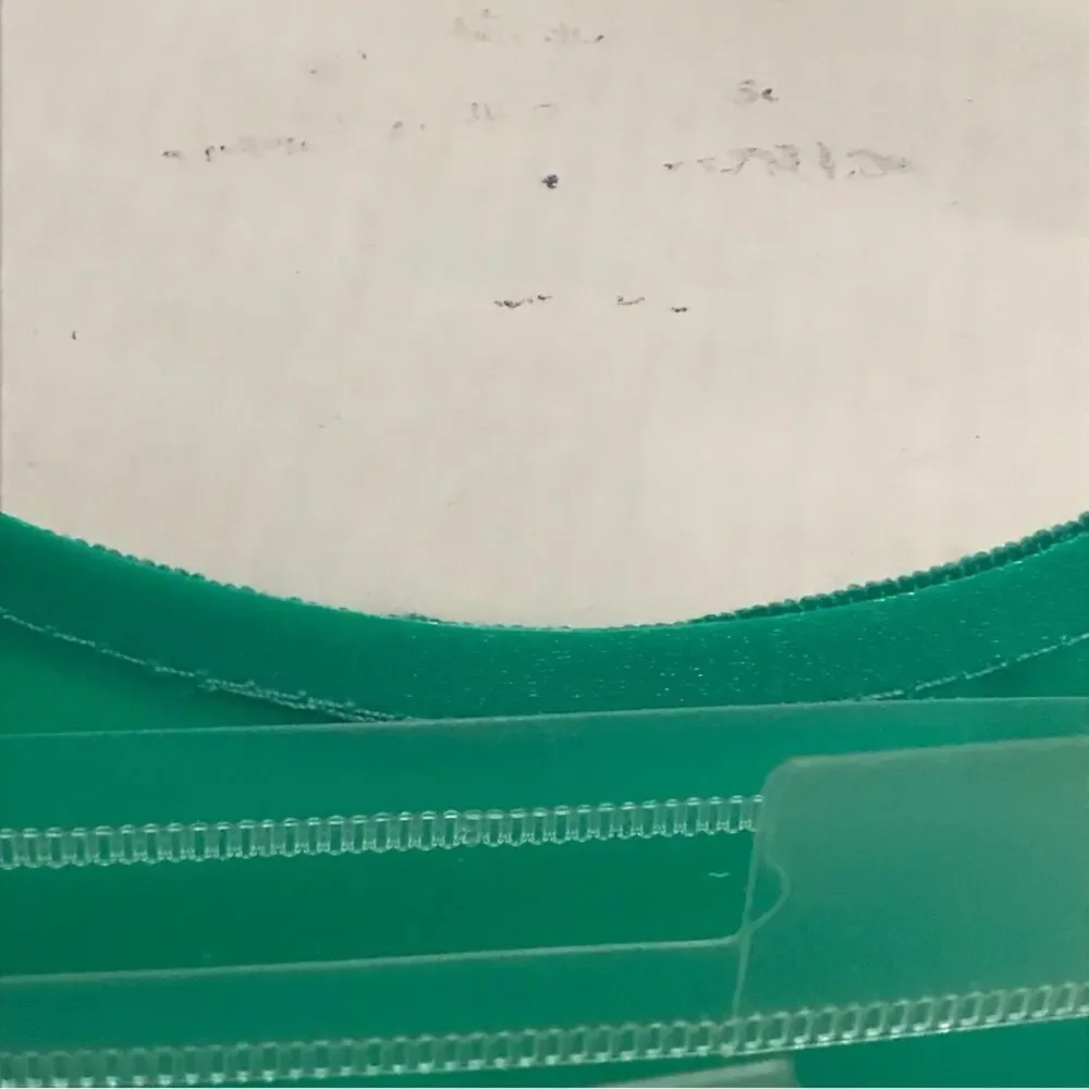 Green small Accordion File (string is stretched)